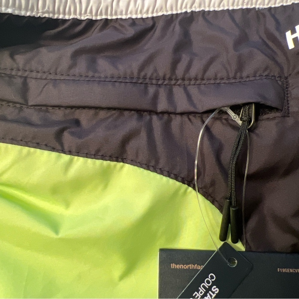 NWT The North Face Shorts Women's 2XL Hydrenaline Windwall 🔥🔥 (V) - Picture 7 of 7